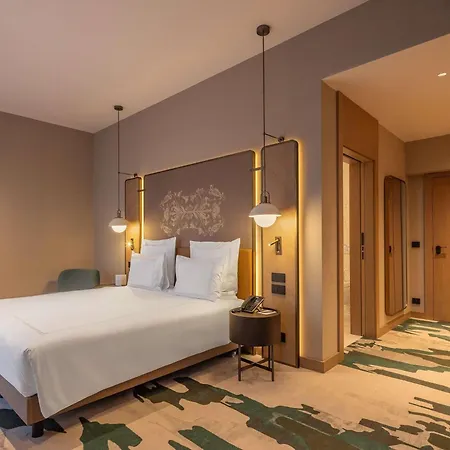 Swissotel 5* Маріанські Лазні