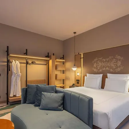 Swissotel 5*