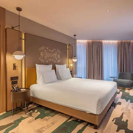 Готель Swissotel Маріанські Лазні