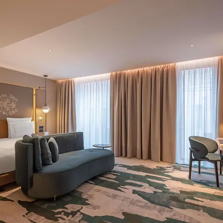 Swissotel 5*